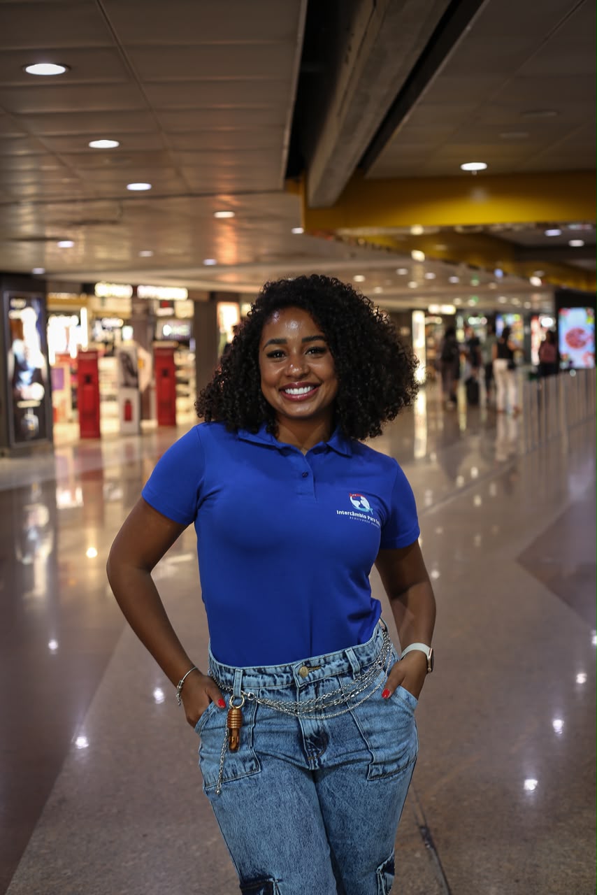 Representante da IPT em um aeroporto